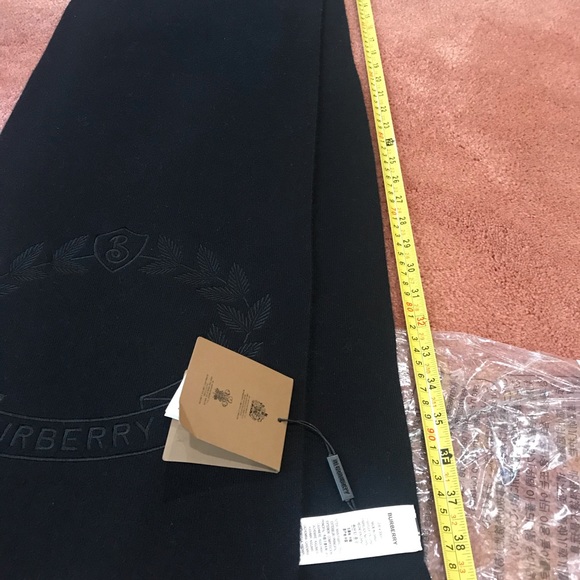 Burberry black scarf brand new 100% Authentic - Picture 8 of 10